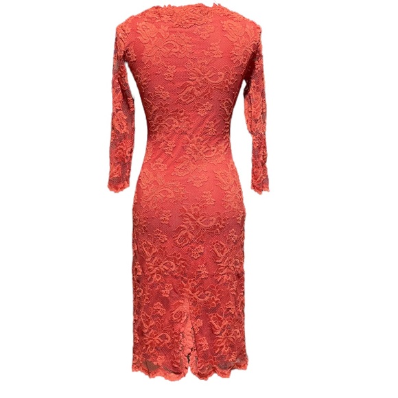 Olvi’s “The Lace Collection” Pretty Cocktail Dress! Size 2 - Picture 3 of 6